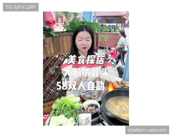 崔家溪训练完回家路上还在啃鸡胸肉，这人是真把自律当饭吃啊