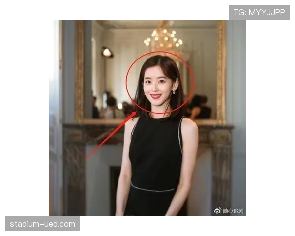 看娜奥米·大阪的机场照就像看两个人:名媛气场和邻家女孩同时上场 看娜奥米·大阪的机场照就像看两个人:名媛气场和邻家女孩同时上场
